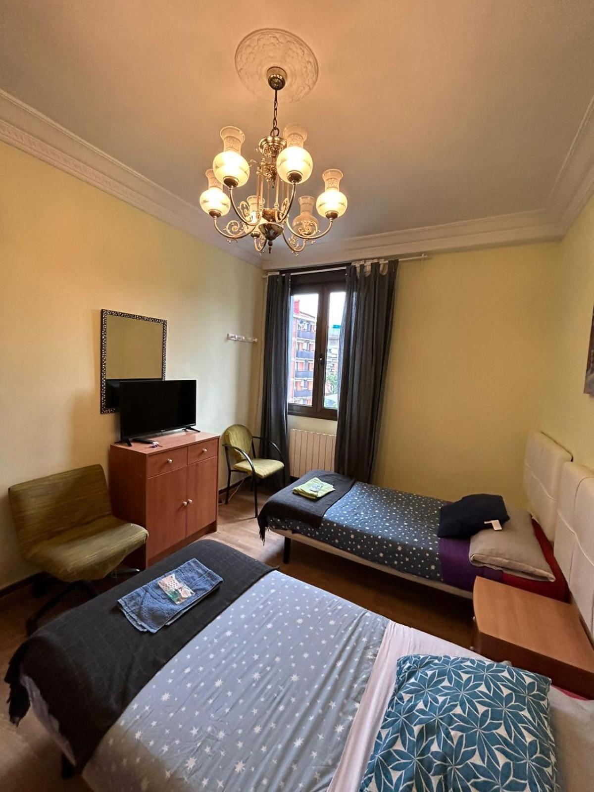 Fliphouse Rooms Pension Bilbao Exteriör bild