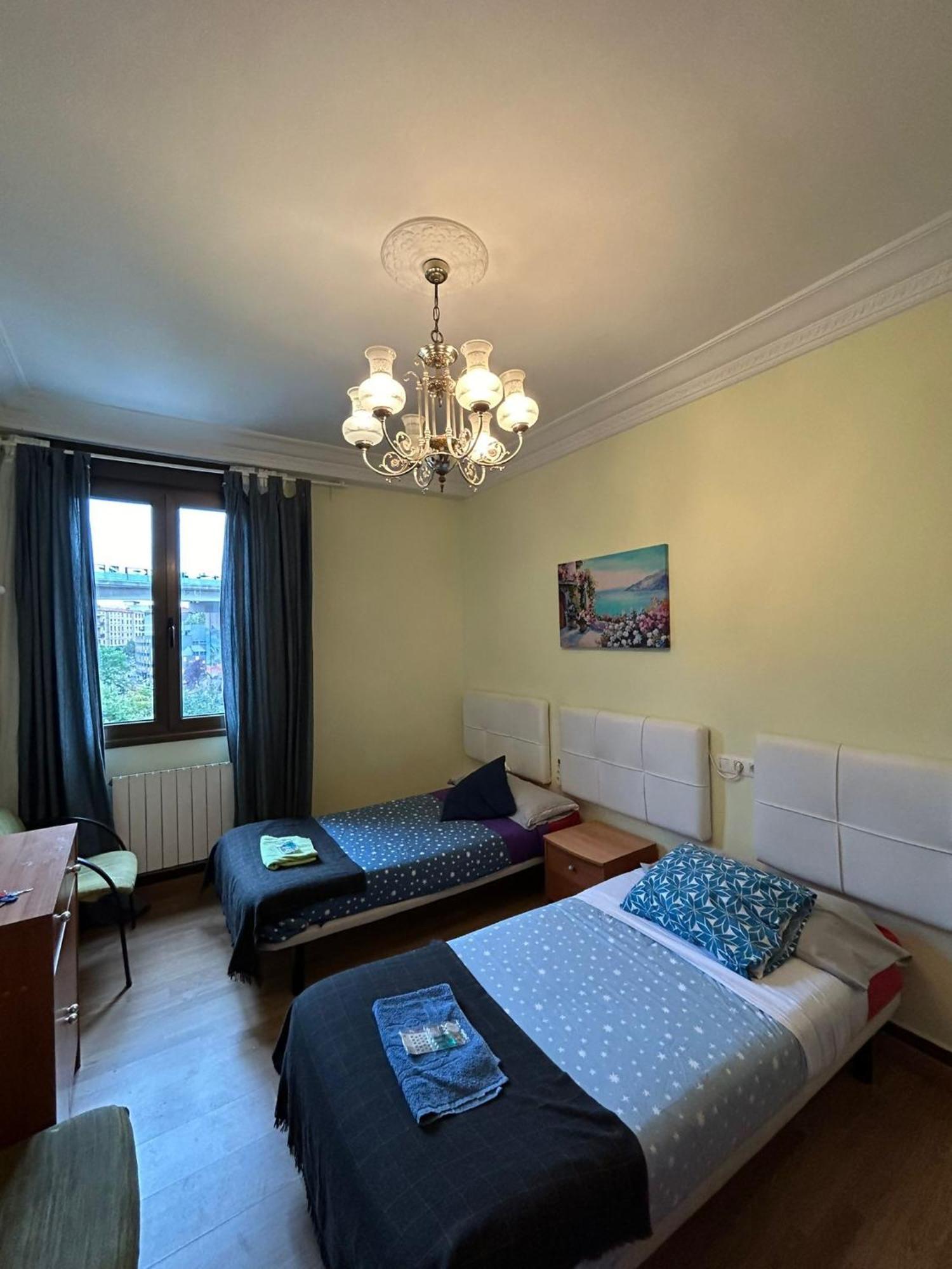Fliphouse Rooms Pension Bilbao Exteriör bild